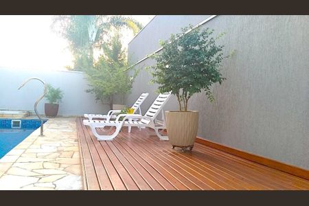 Casa de condomínio à venda com 242m², 3 quartos e 4 vagasFoto 49