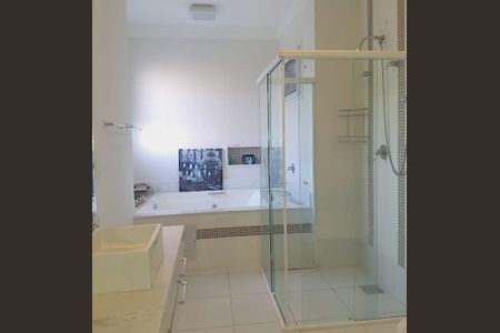 Casa de condomínio à venda com 242m², 3 quartos e 4 vagasFoto 08