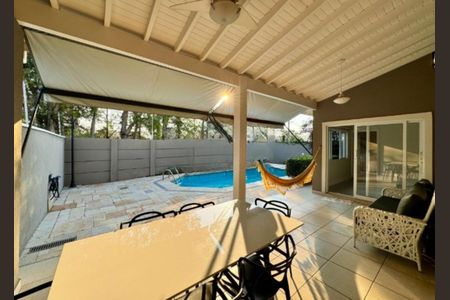 Casa de condomínio à venda com 274m², 4 quartos e 4 vagas Casa de condomínio à venda com 274m², 4 quartos e 4 vagasFoto 35