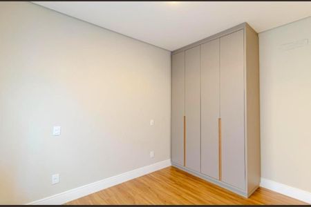 Casa de condomínio à venda com 242m², 3 quartos e 4 vagas Casa de condomínio à venda com 242m², 3 quartos e 4 vagasFoto 23