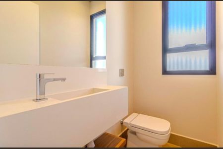 Casa de condomínio à venda com 242m², 3 quartos e 4 vagas Casa de condomínio à venda com 242m², 3 quartos e 4 vagasFoto 05