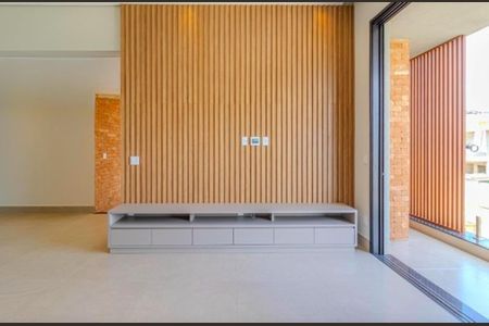 Casa de condomínio à venda com 242m², 3 quartos e 4 vagas Casa de condomínio à venda com 242m², 3 quartos e 4 vagasFoto 09