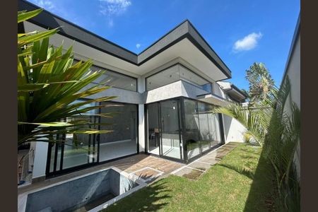 Casa de condomínio à venda com 250m², 3 quartos e 4 vagasFoto 12