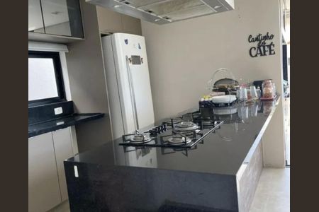 Casa de condomínio à venda com 270m², 4 quartos e 4 vagasFoto 25
