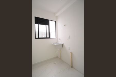 Apartamento para alugar com 34m², 2 quartos e sem vagaCozinha e Área de Serviço