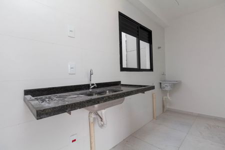 Apartamento à venda com 38m², 2 quartos e sem vagaCozinha e Área de Serviço
