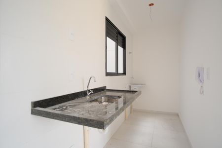 Apartamento à venda com 38m², 2 quartos e sem vagaCozinha e Área de Serviço