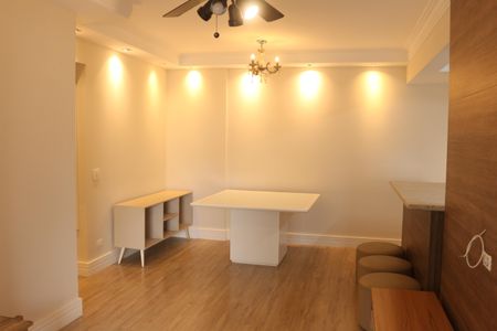 Apartamento à venda com 78m², 2 quartos e 2 vagasSala