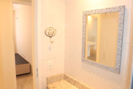 Apartamento à venda com 78m², 2 quartos e 2 vagasBanheiro 1