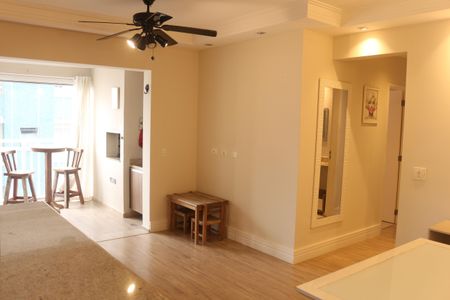 Apartamento à venda com 78m², 2 quartos e 2 vagasSala