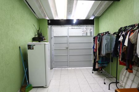 Casa à venda com 151m², 2 quartos e 1 vaga Casa à venda com 151m², 2 quartos e 1 vagaGaragem