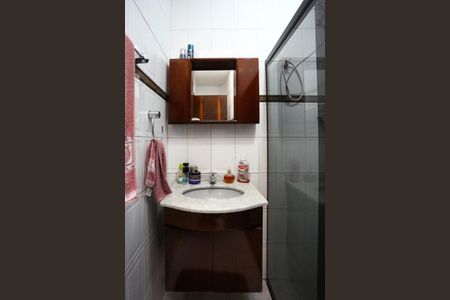 Casa à venda com 151m², 2 quartos e 1 vaga Casa à venda com 151m², 2 quartos e 1 vagaBanheiro