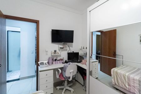 Apartamento à venda com 110m², 3 quartos e 1 vagaQuarto 2