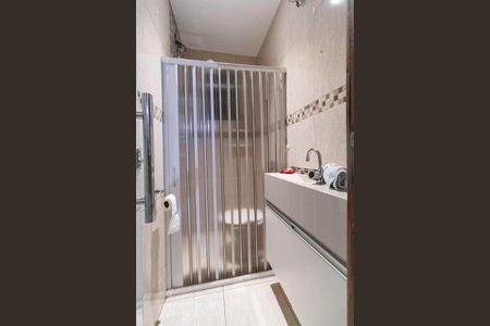 Apartamento à venda com 110m², 3 quartos e 1 vaga Banheiro social 2