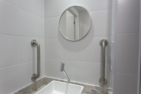 Studio à venda com 29m², 1 quarto e sem vaga Studio à venda com 29m², 1 quarto e sem vagaBanheiro Social