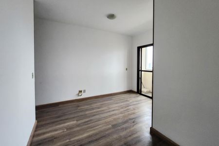 Apartamento para alugar com 78m², 3 quartos e 1 vaga Apartamento para alugar com 78m², 3 quartos e 1 vagaSala