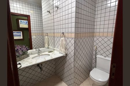 Casa à venda com 490m², 4 quartos e 4 vagasLavabo 2