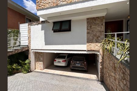 Casa à venda com 490m², 4 quartos e 4 vagasGaragem