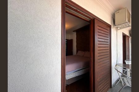 Casa à venda com 490m², 4 quartos e 4 vagasVaranda do Quarto 1 e 2