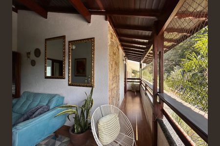 Casa à venda com 490m², 4 quartos e 4 vagasVaranda do Quarto 1, 2 e acesso para sala de TV