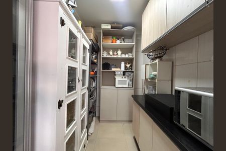 Casa à venda com 490m², 4 quartos e 4 vagasDespensa da Área Gourmet