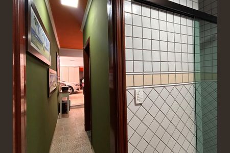 Casa à venda com 490m², 4 quartos e 4 vagasChuveiro