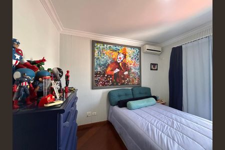 Casa à venda com 490m², 4 quartos e 4 vagasQuarto 1