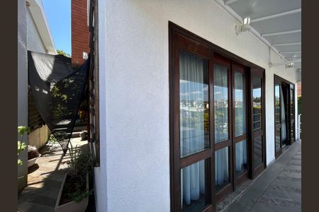 Casa à venda com 490m², 4 quartos e 4 vagasVaranda da Sala