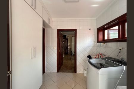 Casa à venda com 490m², 4 quartos e 4 vagasÁrea de Serviço