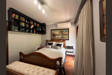 Casa à venda com 490m², 4 quartos e 4 vagasSuíte 1