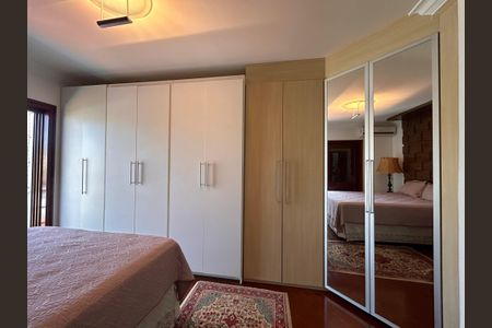 Casa à venda com 490m², 4 quartos e 4 vagasQuarto 2