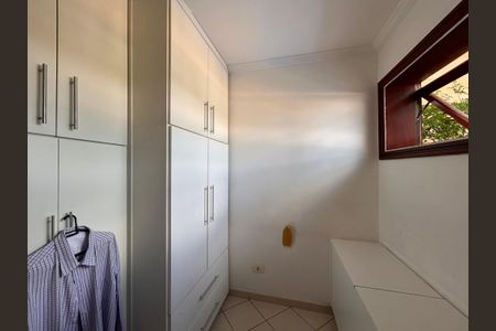 Casa à venda com 490m², 4 quartos e 4 vagasQuarto de Serviço