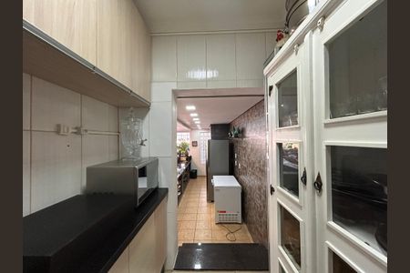 Casa à venda com 490m², 4 quartos e 4 vagasDespensa da Área Gourmet