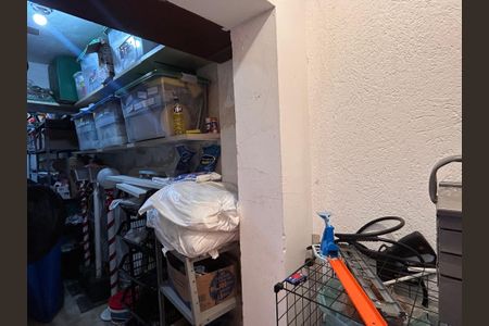 Casa à venda com 490m², 4 quartos e 4 vagasPorão