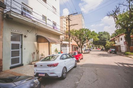 Apartamento à venda com 120m², 2 quartos e sem vaga Apartamento à venda com 120m², 2 quartos e sem vagaFachada