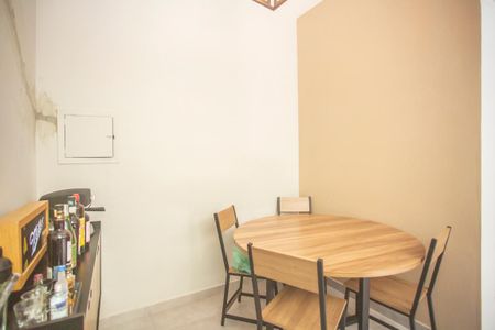 Apartamento à venda com 120m², 2 quartos e sem vaga Apartamento à venda com 120m², 2 quartos e sem vagaSala de Jantar