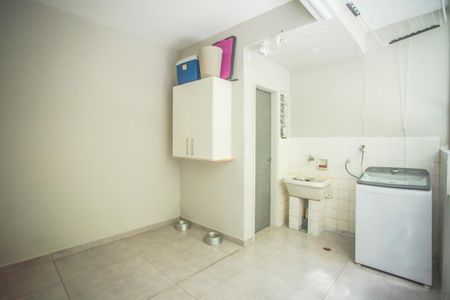 Apartamento à venda com 120m², 2 quartos e sem vaga Apartamento à venda com 120m², 2 quartos e sem vagaÁrea de Serviço