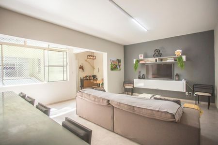 Apartamento à venda com 120m², 2 quartos e sem vaga Apartamento à venda com 120m², 2 quartos e sem vagaSala de Estar