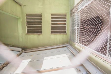 Apartamento à venda com 120m², 2 quartos e sem vaga Apartamento à venda com 120m², 2 quartos e sem vagaVista