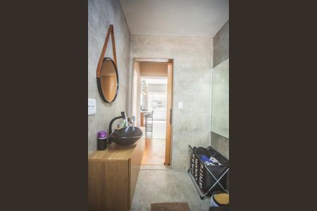 Apartamento à venda com 120m², 2 quartos e sem vaga Apartamento à venda com 120m², 2 quartos e sem vagaBanheiro