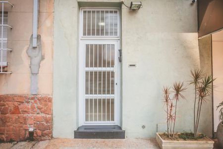 Apartamento à venda com 120m², 2 quartos e sem vaga Apartamento à venda com 120m², 2 quartos e sem vagaFachada