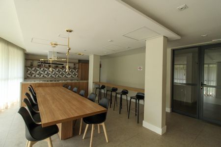 Apartamento à venda com 71m², 2 quartos e 1 vagaÁrea comum - Salão de festas