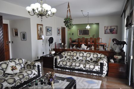 Apartamento à venda com 420m², 4 quartos e 4 vagasSala