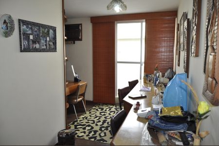 Apartamento à venda com 420m², 4 quartos e 4 vagasEscritório