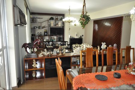 Apartamento à venda com 420m², 4 quartos e 4 vagasSala