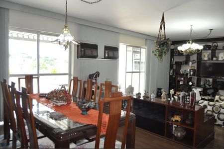 Apartamento à venda com 420m², 4 quartos e 4 vagasSala