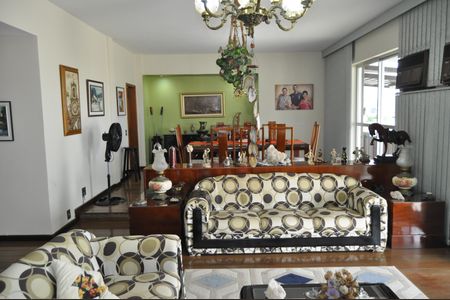 Apartamento à venda com 420m², 4 quartos e 4 vagasSala