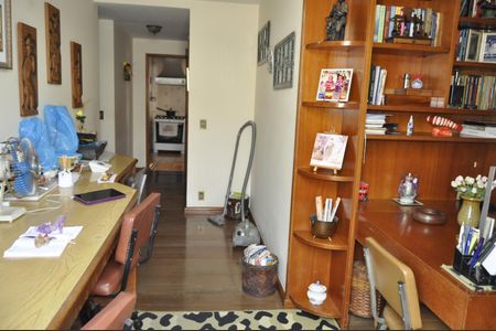 Apartamento à venda com 420m², 4 quartos e 4 vagasEscritório