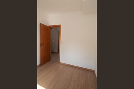 Casa à venda com 96m², 3 quartos e 2 vagasQuarto 2