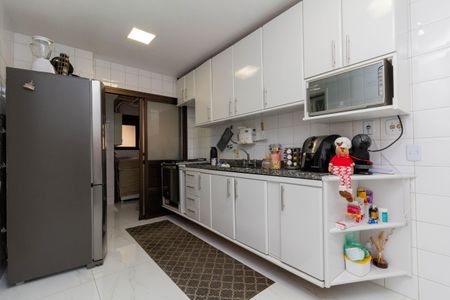 Apartamento à venda com 92m², 3 quartos e 2 vagas Apartamento à venda com 92m², 3 quartos e 2 vagasCozinha